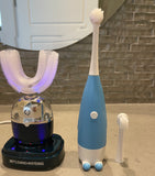 HelloPharma Electric Deep Cleaning Toothbrush for Children, Two Brush Heads, Extra Soft Toothbrush for Kids